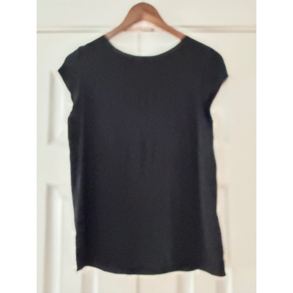 Alice + Olivia Black Silk Blend Short Sleeve Grommet Detail‎ Blouse Est. Small